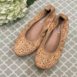 Chelsea and Violet Cheetah Calf Hair Ruby Flats 8